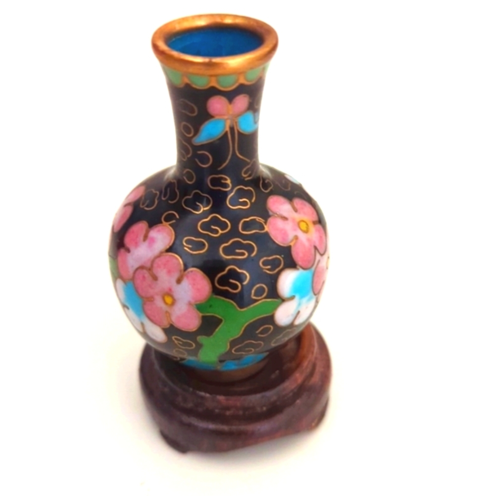 Vintage Cloisonne BLACK Mini Vase Enamel Unsigned Asian Floral with Wood Stand